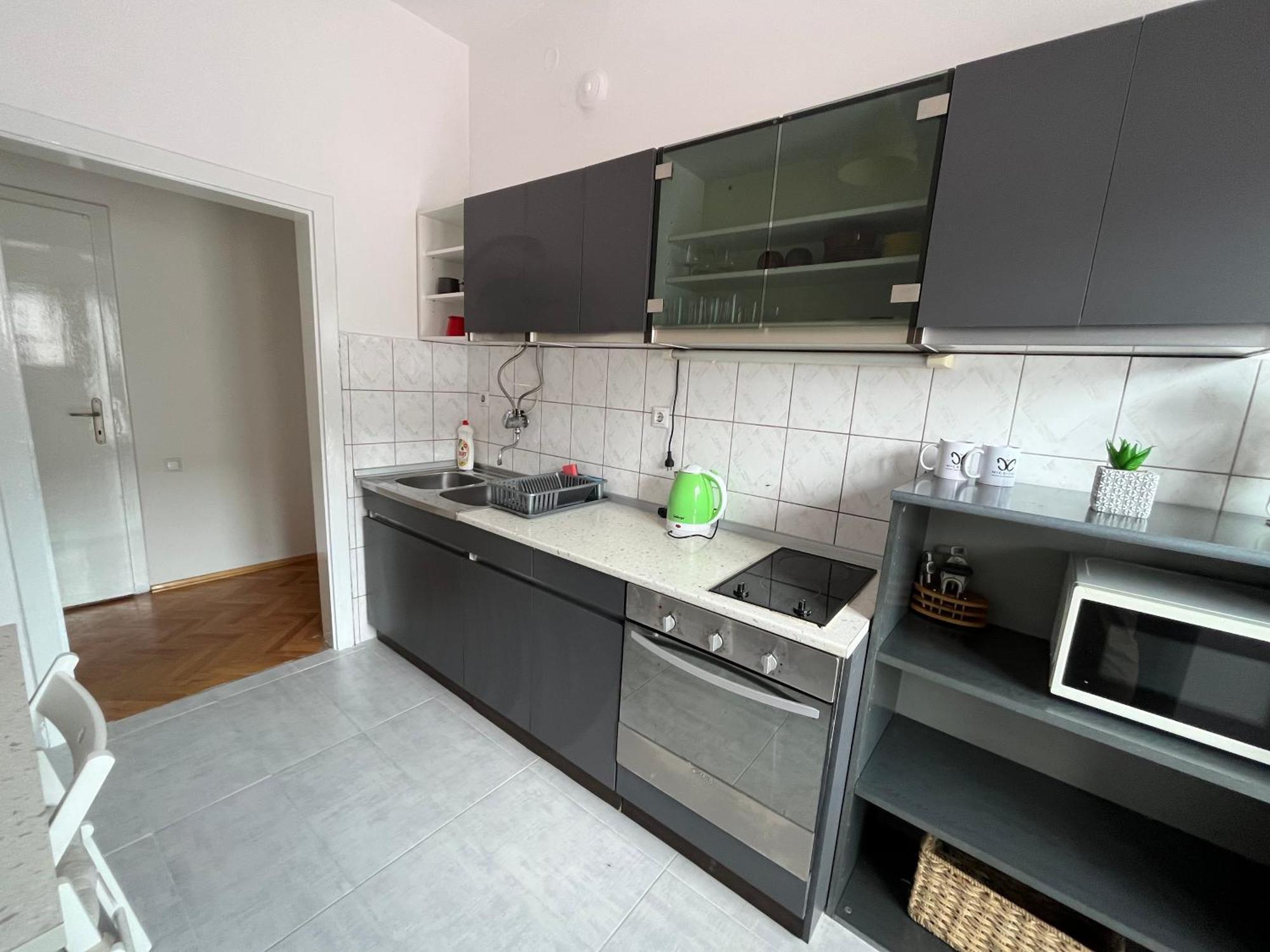 Central M - 5 Apartments Skopje Luaran gambar