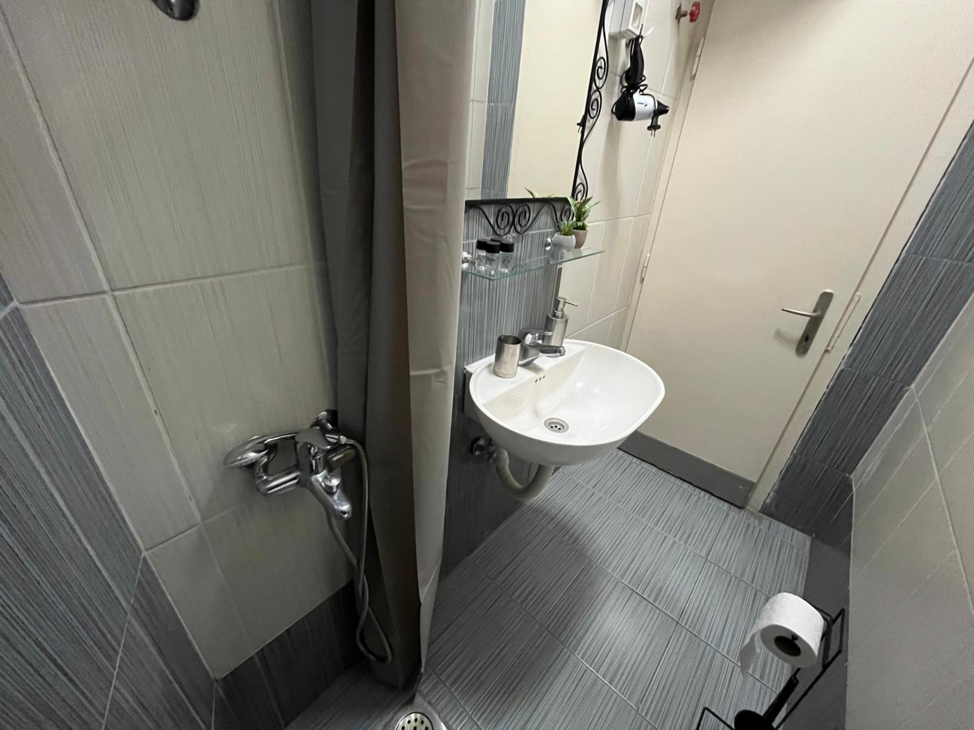 Central M - 5 Apartments Skopje Bilik gambar